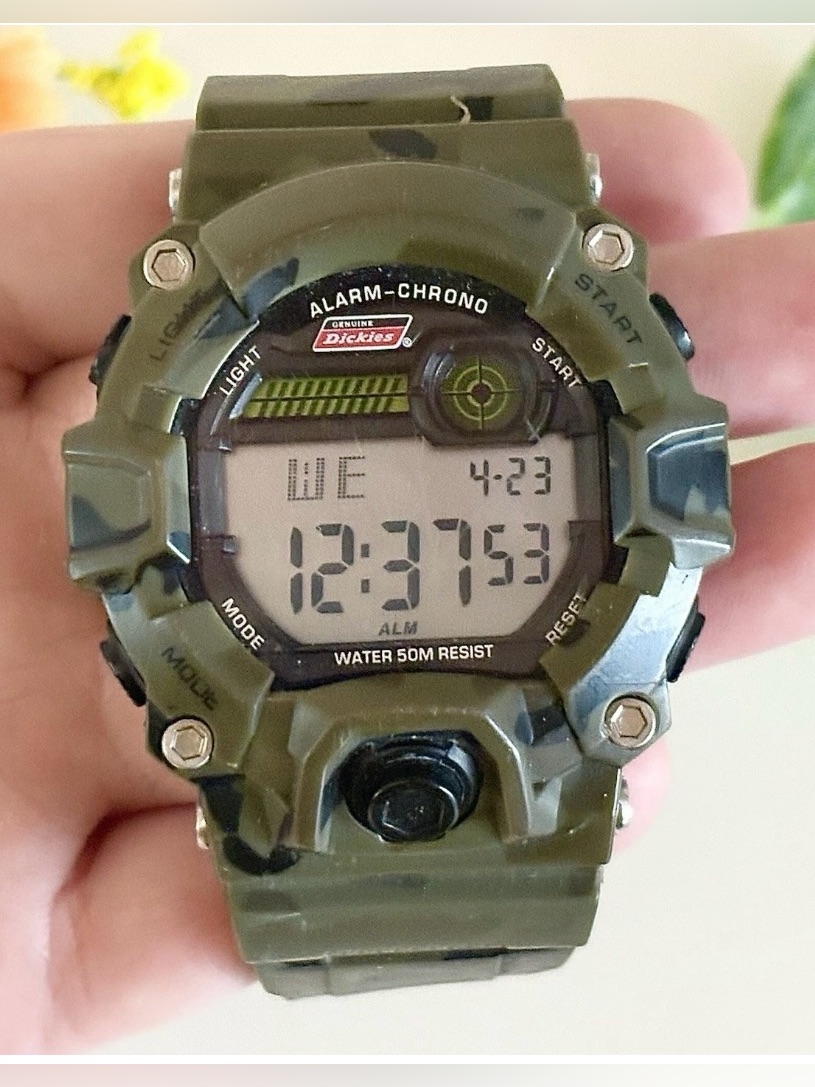 Mens Dickies Camouflage Multi-Function Day/Date Digital Chrono Sport Watch Works